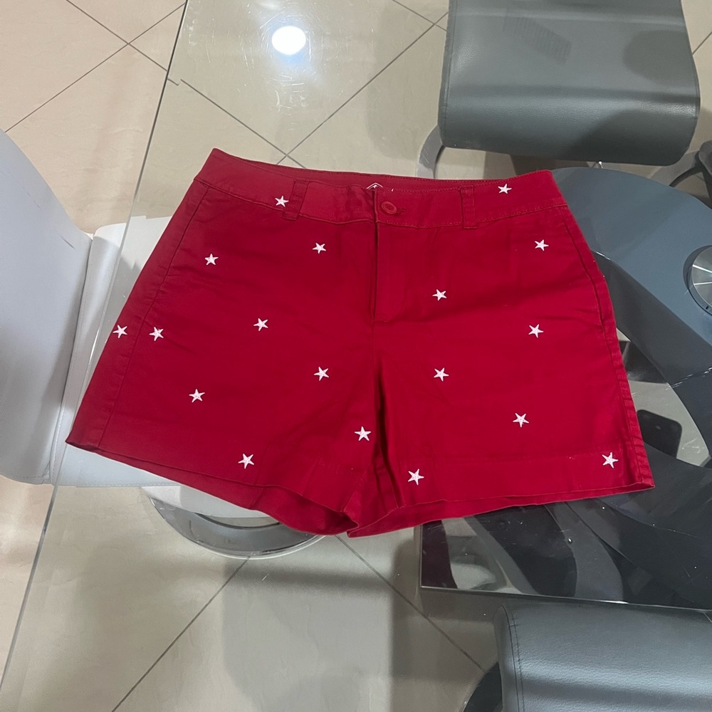 St. John's Bay Women's Red Stars Two Front Pockets Shorts Size 8